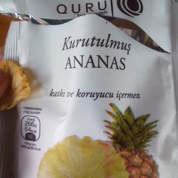 Taze Kuru İp Gibi -ne Olduğunu Bilmediğim- Bir Şey Çıktı Yapışmış Halde