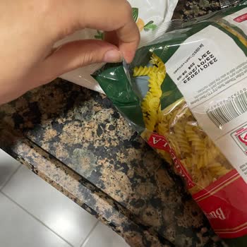 Carrefour SA Bahçelievler Ömür Plaza Müşteri Memnuniyetsizliği