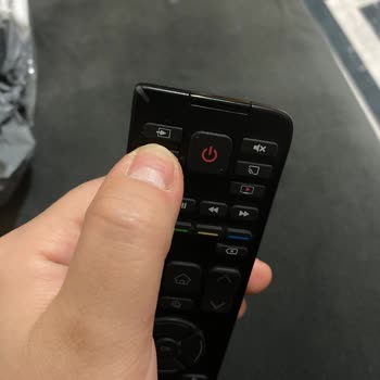 Sunny TV Kumandası Kanallar Bölümüne Geçmiyor