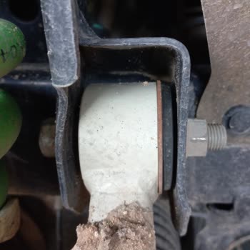 Huma Oto Mitsubishi L200 (2019+) Aracımın Üst Salıncak Burçları 14000 Km'de İşlevini Yitirdi