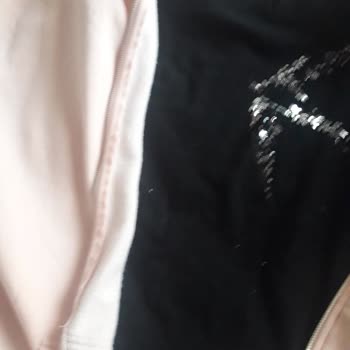 Busem Kadın Giyim Aldığım Sweatin Tüyleri Çok Çıkıyor Kullanamadım!