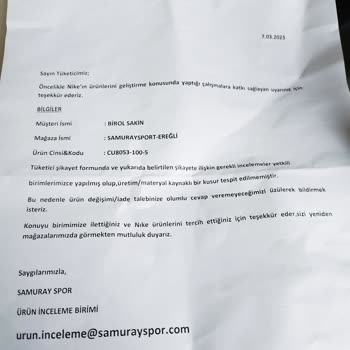 Nike Marka Futbol Topun Sibop'undan Hava Kaçırıyor