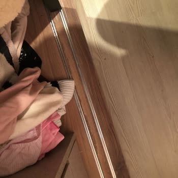 Gündoğdu Mobilya Gardırop Ayaklarının Çıkması