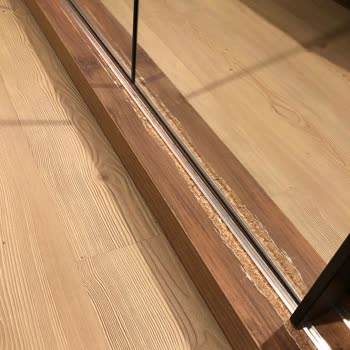 Gündoğdu Mobilya Gardırop Ayaklarının Çıkması