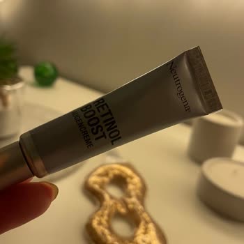 Neutrogena Boost Göz Altı Kremi