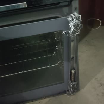 Bosch Depremzedelerden Ücret Talep Ediyor