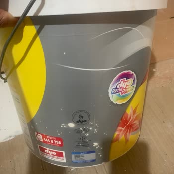 Dyo Boya Karteladaki Renk Başka Çıktı