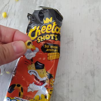 Cheetos Süt Mısır İçinden Çıkan Bir Şey
