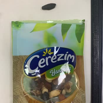 Çerezim Kuruyemiş Çerezim Çig Kuruyemişten Taş Çıktı