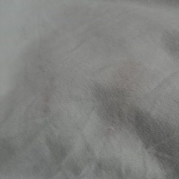 Madame Moss Aldığım T-shirt De Eve Gelip Yıkayınca Fondöten Lekeleri Oluşması