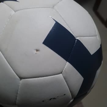 Decathlon'dan Aldığım Futbol Topu Kısa Sürede Delindi