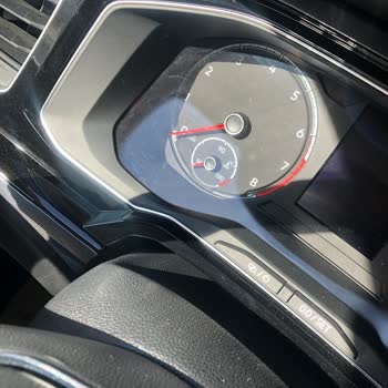 Oto Hammam Arabanın Sadece Dışı Yıkanıp İçi Silinmemişti Lekeler Tozlar Doluydu