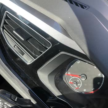 Oto Hammam Arabanın Sadece Dışı Yıkanıp İçi Silinmemişti Lekeler Tozlar Doluydu