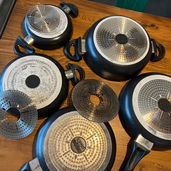 Leggno İndüksiyonlu Tavaların Tabanları Koptu