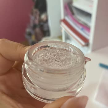 Gratis Lykd Brow Wax Bozulması