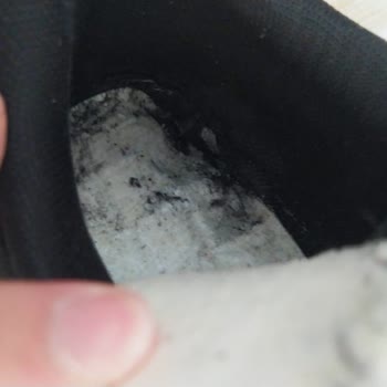 Sportive'den Aldığım Ayakkabının İç Tabanında Çökme Ve Ezilme Oluştu