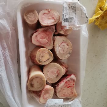 Köfteci Yusuf Bozuk İlikli Kemik Satıyor