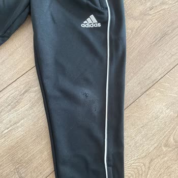 Adidas Futbol Eşofmanı Üretmemeli