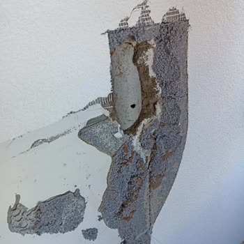 Afs Yalıtım Evime Ve Komşularıma Verdiği Zararı Karşılamak İstemiyor