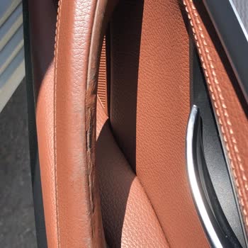 BMW F10 Kapı İç Kollarının Deformasyonu