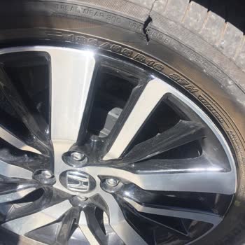 Honda City Yokohama Lastik Yarıldı