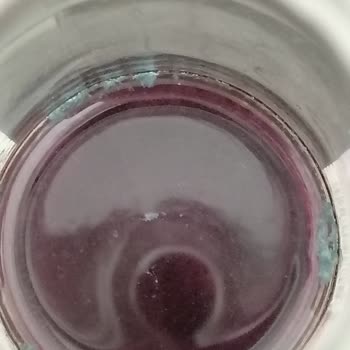 Kızılay Maden Suyu Meyveli Sodanın İçinde Yabancı Bir Madde Var