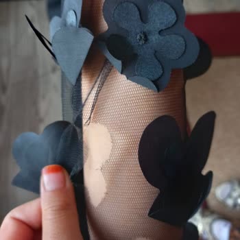 Moda Çocuk Yırtık Kıyafet Yollandı