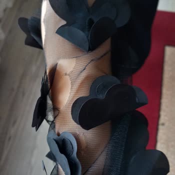 Moda Çocuk Yırtık Kıyafet Yollandı