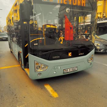 Sivas Belediyesi Sivas Özel Halk Otobüsü A. Şoför Hk