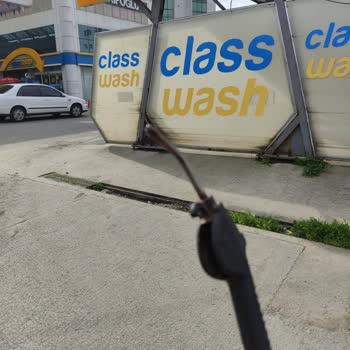 ClassOil Benzin İstasyonunda Silecek Suyu Yok