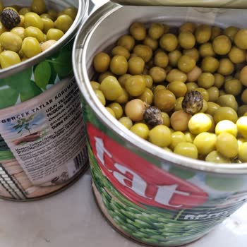 Tat Gıda Bezelye Konservelerinin İçinde Siyah Şeyler Var