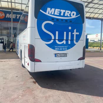 Metro Turizm'in İstanbul-Samandıra Otogarı'ndan Afyon-Denizli Güzergahına Gidecek Aracı Bizi Araç Kalkış Saatinden Fazla Olarak 40 Dakika Bekletti