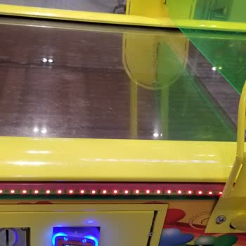 Aşırı Pahalı Playland Oyun Merkezi