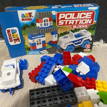 Asya Oyuncak Markalı Ant Block Polis Blokları Oyuncağın Eksik Parçalar