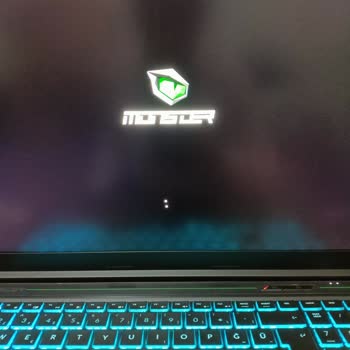 Monster Notebook Pişmanlıktır! Ankara Servisi En Büyük Pişmanlıktır