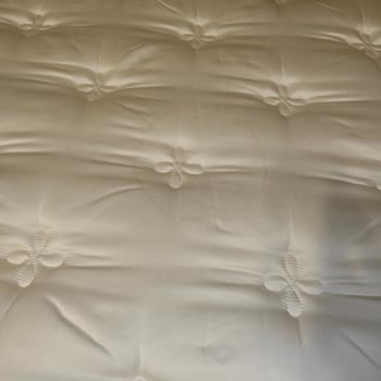 Yataş Servisten Gelen Yatak Lekeli Geldi