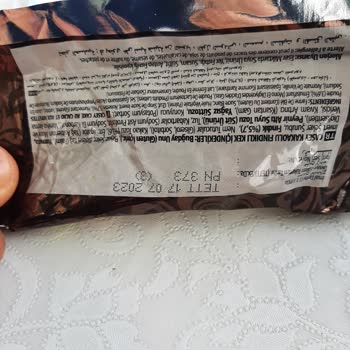 BİM Casey Kekin İçinden Naylon Çıktı