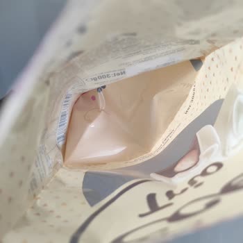 Ülker Ece Trio Çikolatanın İçinden Kıl Çıktı!