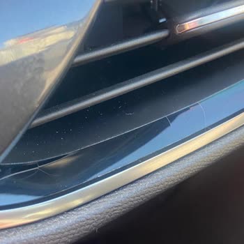 Opel Corsa Multimedia Screen Dimming