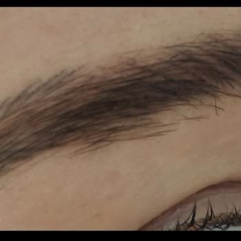 Lacivert Kuaför (Ataşehir) Microblading Mağduru
