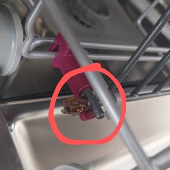 Arçelik 6243 I Bulaşık Makinesi Sepetinde Lokal Paslanmalar!