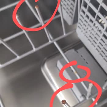 Arçelik 6243 I Bulaşık Makinesi Sepetinde Lokal Paslanmalar!