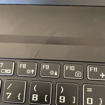 Monster Notebook Serviste Kasa Çatlamış!