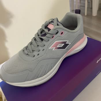 Lotto Ayakkabıya Değişim Ya Da İade Alınmadı.