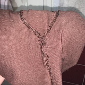 Comeup Toparlayıcı Taytların Dikişleri Açılıyor, Yırtılıyor.