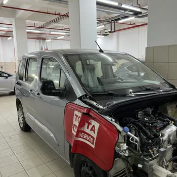 Toyota Genel Müdürlüğü Ve Toyota ALJ Plaza İlgisizliği