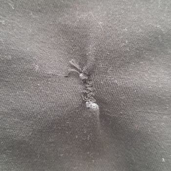 Mavi Yırtık Pantolon