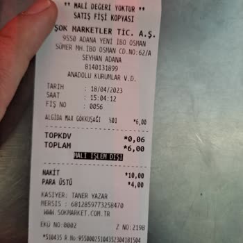 Algida Dondurma İçinde Tanımlanamayan Siyah Şeyler Çıktı.