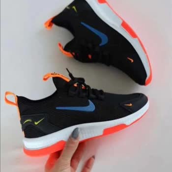 İstebupapucum (Instagram) Satış Sitesinden Aldığım Ayakkabının Haricinde Başka Bir Ürün Geldi