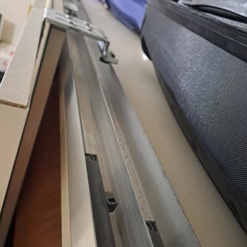 Evkur'un Hatalı Gelen Gardolabı Bir Türlü Sorunu Giderememesi.